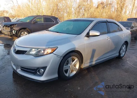 2012 Toyota Camry Se z USA, uszkodzony, nr VIN 4T1BF1FKXCU113470